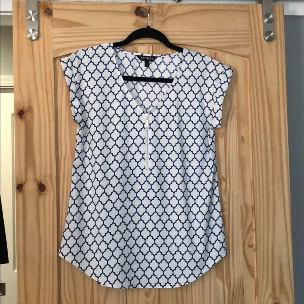 Express blue patterned blouse - NWOT